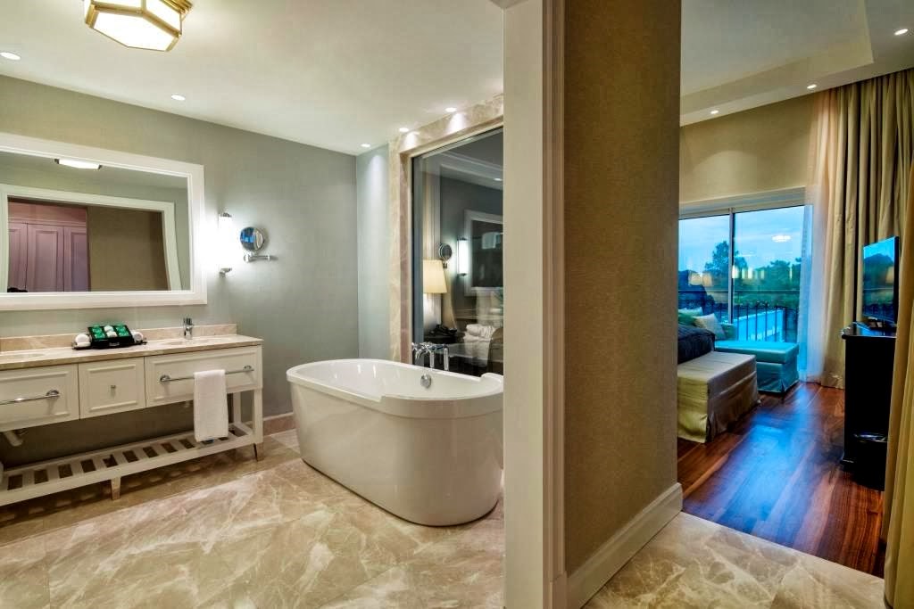 imagini hotel TITANIC BELEK